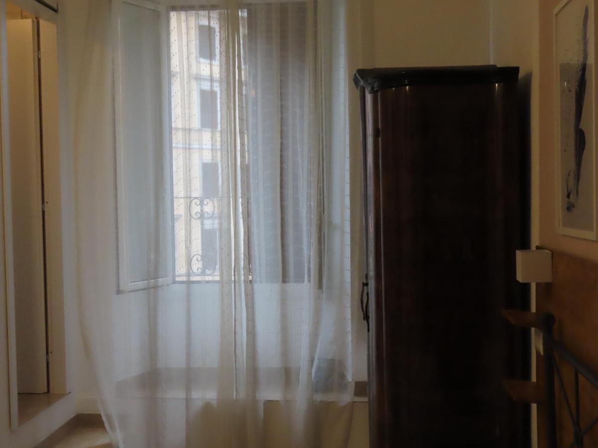 רומא In The Center Guesthouse מראה חיצוני תמונה